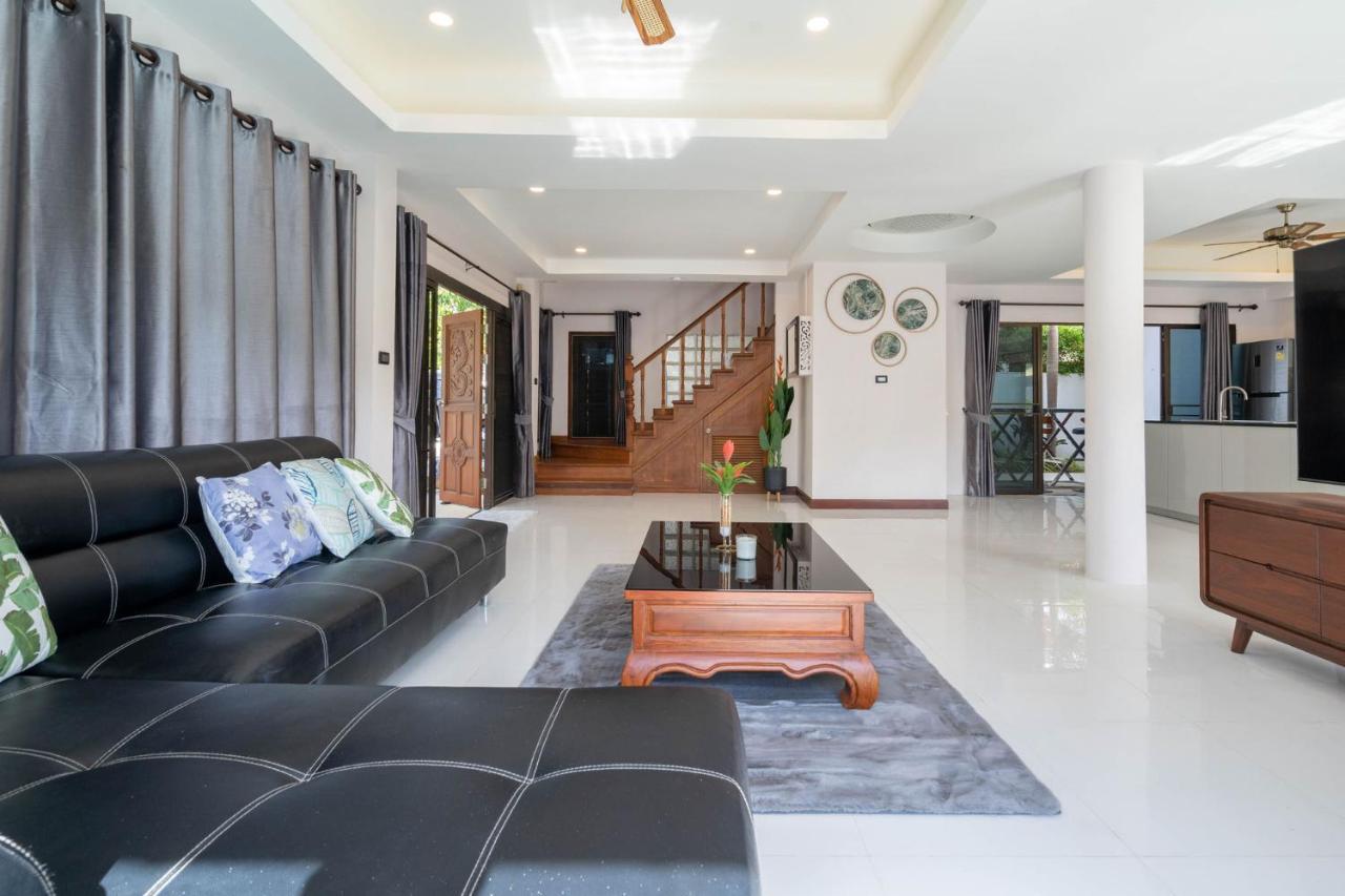 Villa Amaya, 2 Story Tropical Oasis With Green Hills View & Pool, Камала-Біч Екстер'єр фото